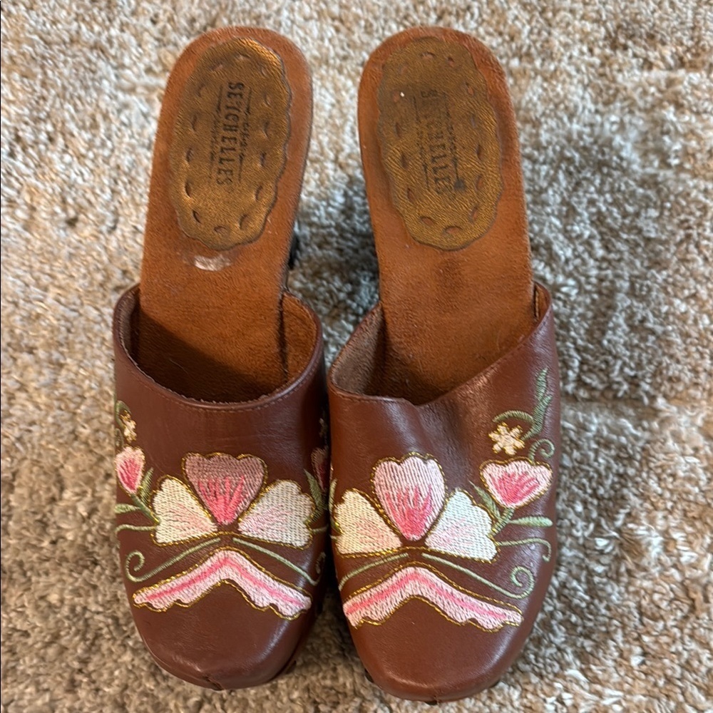 🍍 SEYCHELLES Anthro Brown Embroidered Clog Wood Chunky Heel Slip On Sandal 6🍍